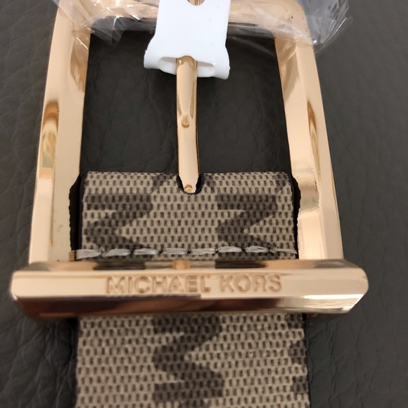 SALE ♥️ MICHAEL KORS signature designer belt in M - Picture 4 of 10